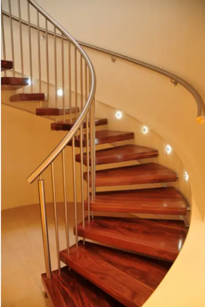 ديكورات الدرج الداخلي في المنزل 2022 (دليل شامل)