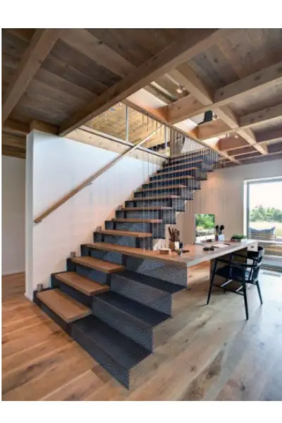 ديكورات الدرج الداخلي في المنزل